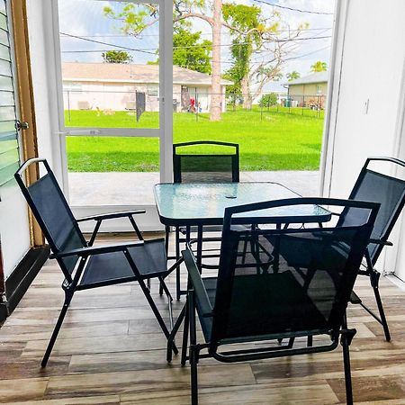 The Heart Of Cape Coral! Apartment Exterior photo